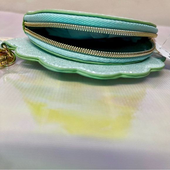 Ariel Coin Purse Keychain Bag Charm Bath & Body Works Disney Princess NWT 🧜🏻♀️🫧 - Picture 5 of 5